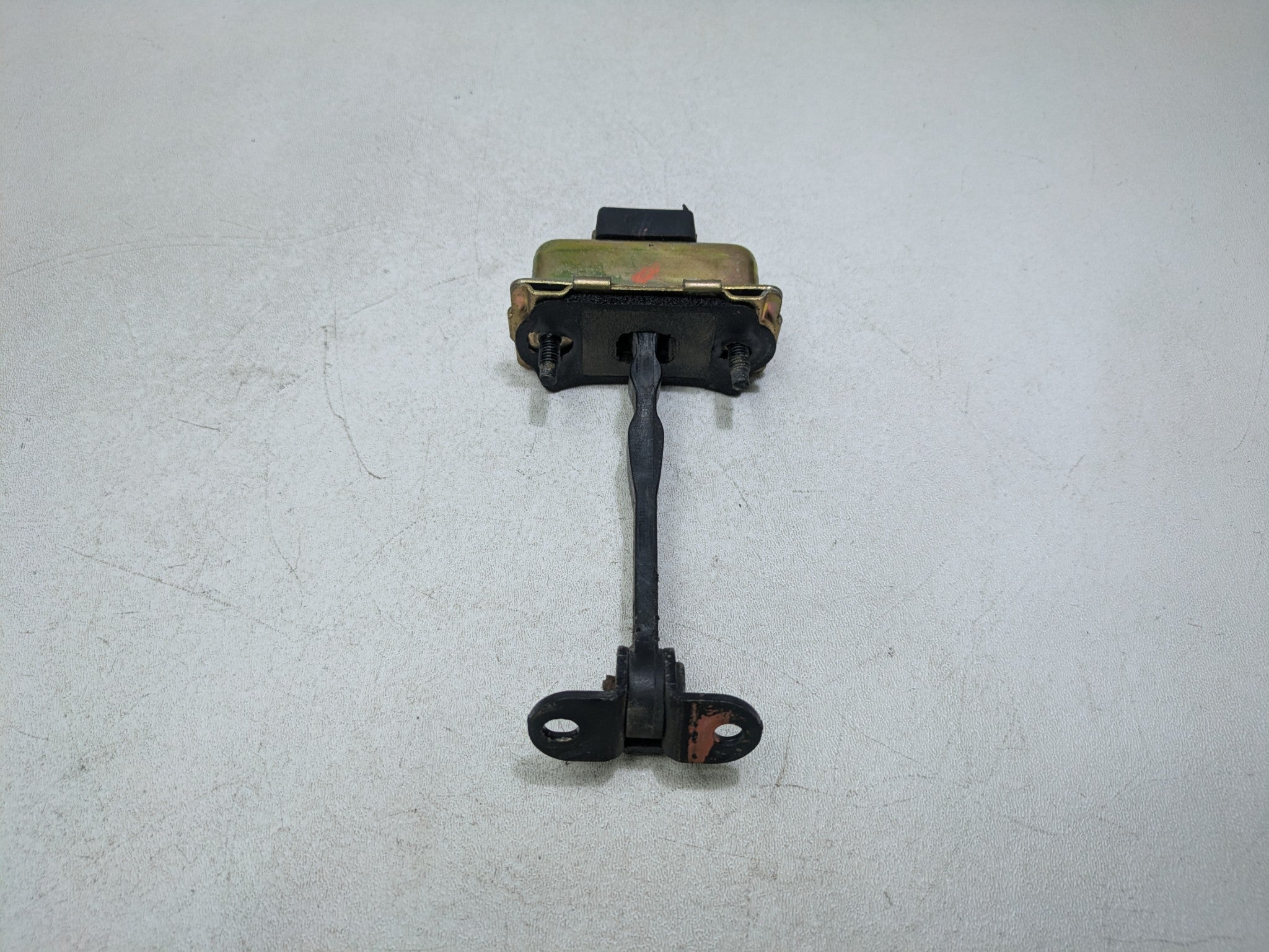 00 - 05 CADILLAC DEVILLE OEM DOOR CHECK STRAP STOPPER FRONT RIGHT PASSENGER SIDE