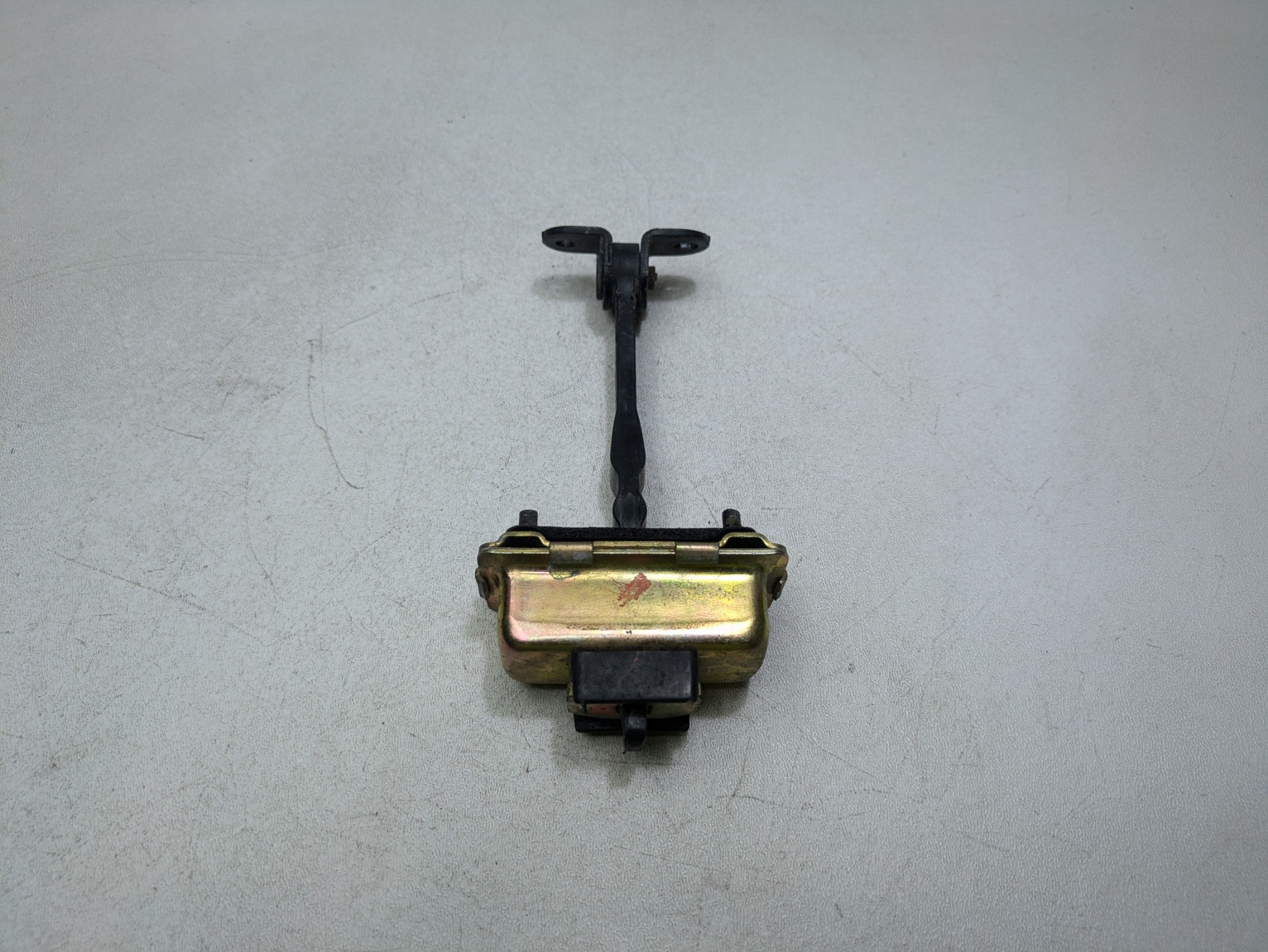 00 - 05 CADILLAC DEVILLE OEM DOOR CHECK STRAP STOPPER FRONT RIGHT PASSENGER SIDE