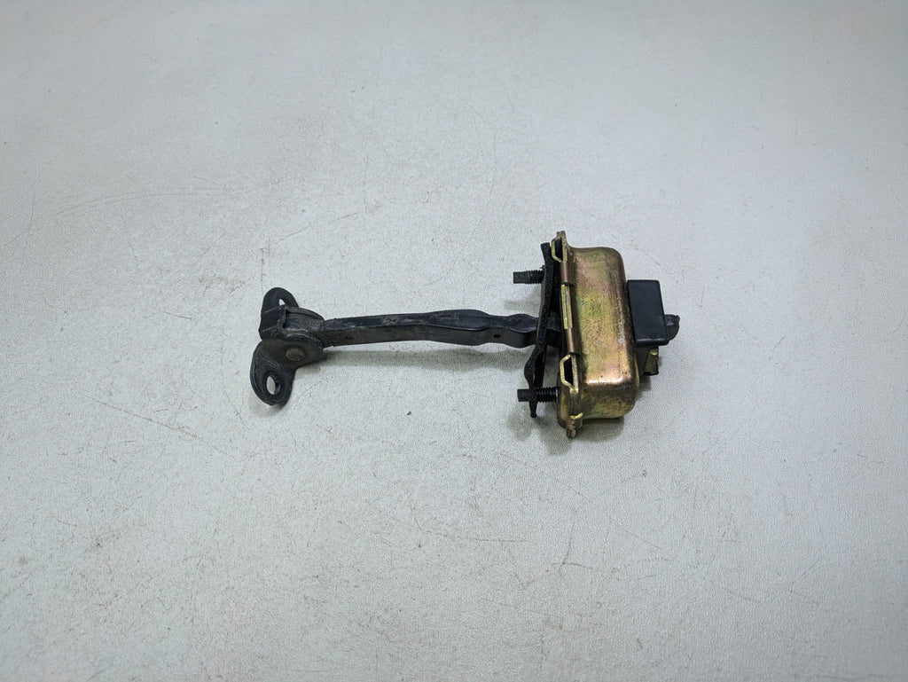 00 - 05 CADILLAC DEVILLE OEM DOOR CHECK STRAP STOPPER FRONT RIGHT PASSENGER SIDE