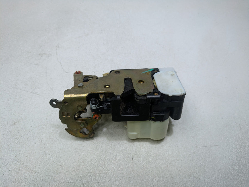 2000 - 2005 CADILLAC DEVILLE OEM DOOR LATCH LOCK ACTUATOR FRONT LEFT DRIVER SIDE