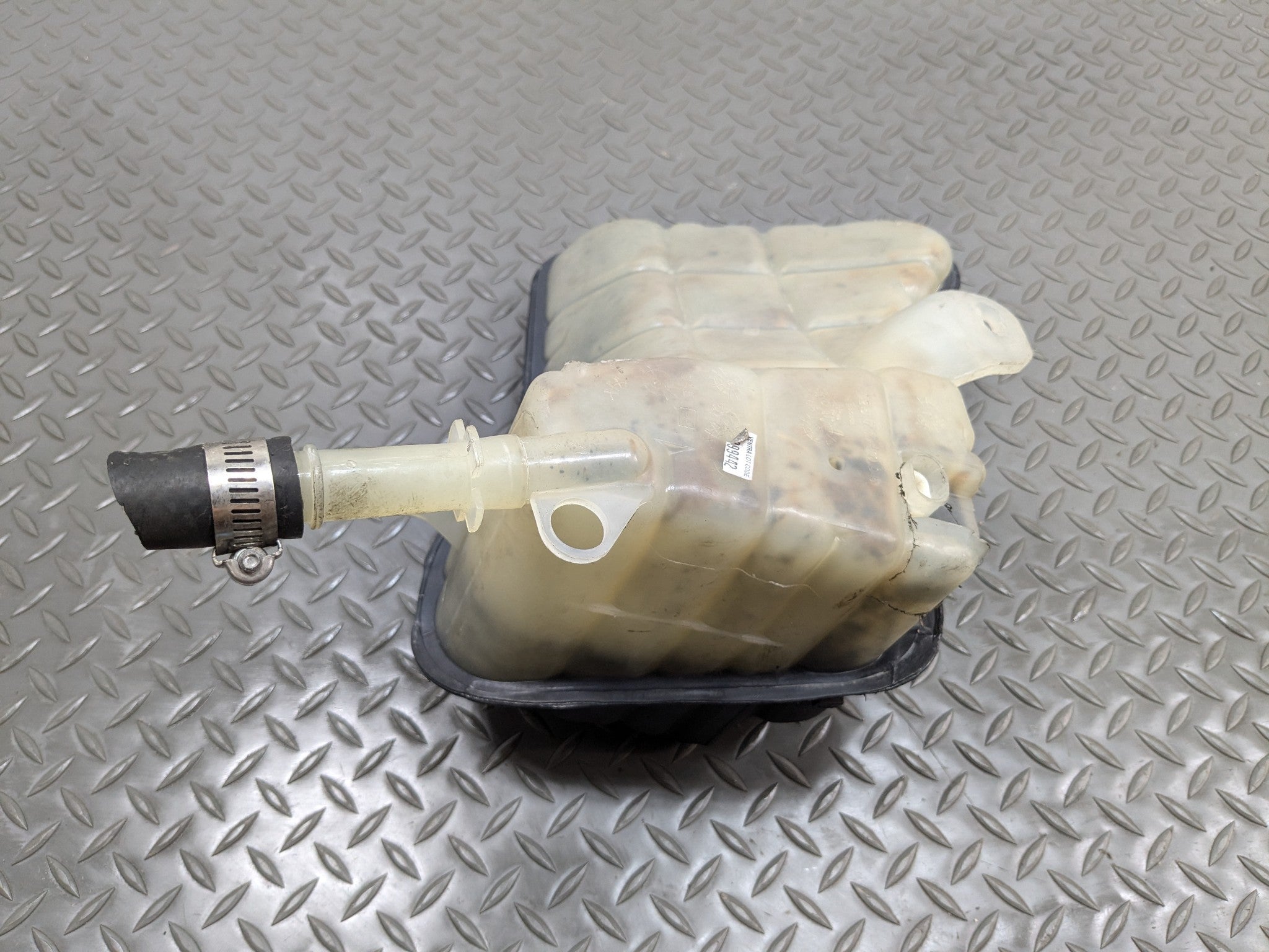 00 - 05 CADILLAC DEVILLE OEM COOLANT RECOVERY BOTTLE EXPANSION RESERVOIR TANK