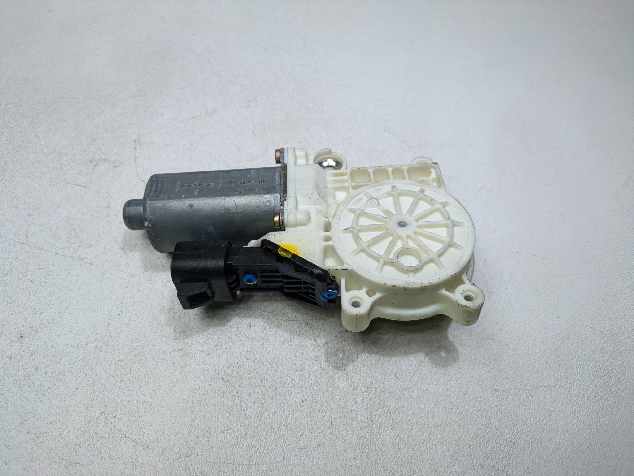 00 - 05 CADILLAC DEVILLE OEM POWER WINDOW MOTOR ASSEMBLY FRONT LEFT DRIVER SIDE