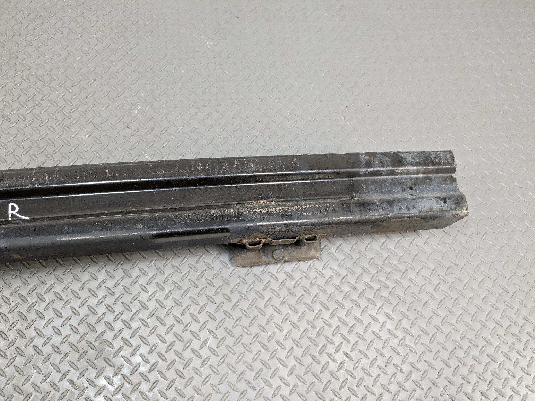 2000 - 2005 CADILLAC DEVILLE OEM REAR BUMPER REINFORCEMENT SUPPORT IMPACT BAR