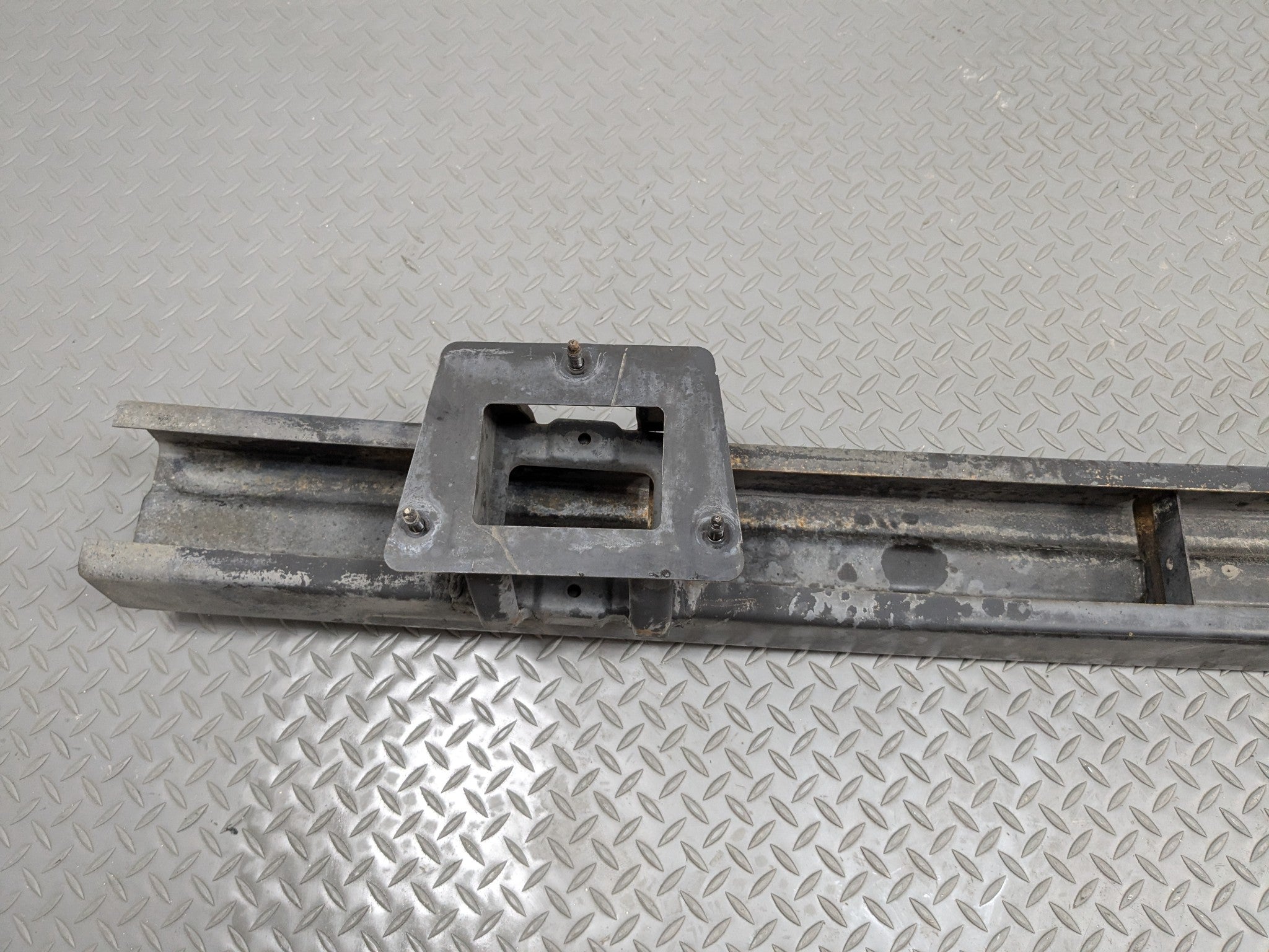2000 - 2005 CADILLAC DEVILLE OEM REAR BUMPER REINFORCEMENT SUPPORT IMPACT BAR