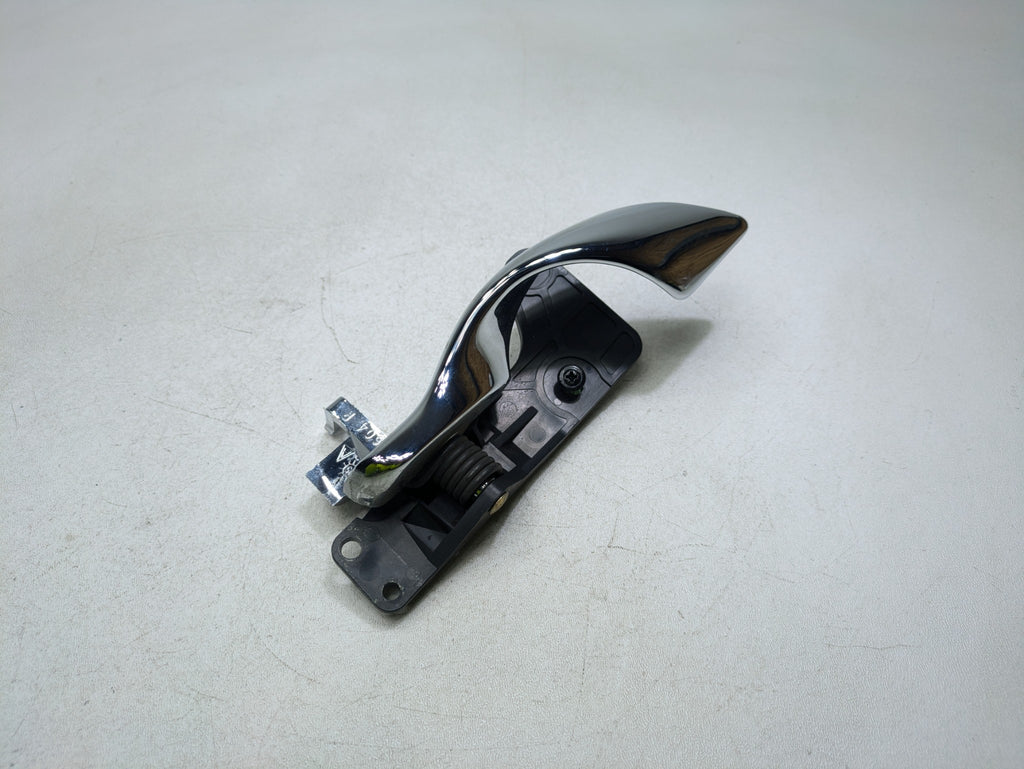 2000 - 2005 CADILLAC DEVILLE OEM INTERIOR INSIDE DOOR HANDLE REAR RIGHT SIDE