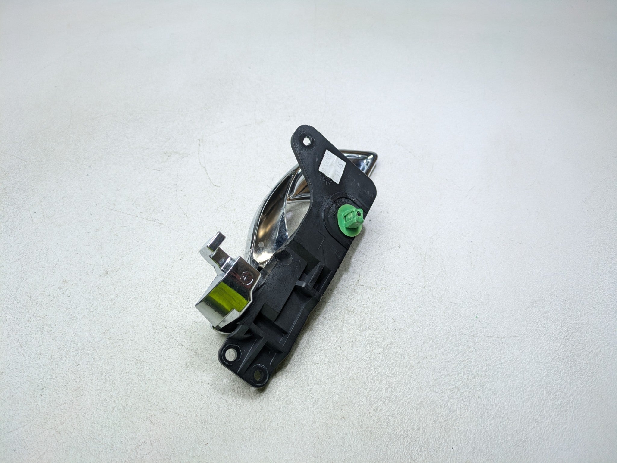 00 - 05 CADILLAC DEVILLE OEM INTERIOR INSIDE DOOR HANDLE REAR LEFT DRIVER SIDE