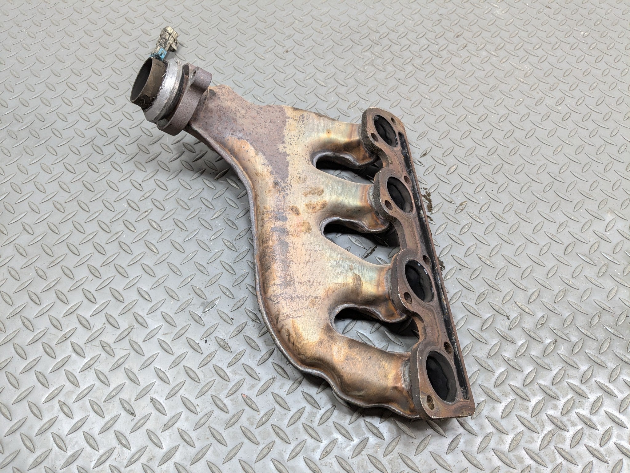 00 - 05 CADILLAC DEVILLE OEM EXHAUST MANIFOLD DOWNPIPE FRONT LEFT DRIVER SIDE