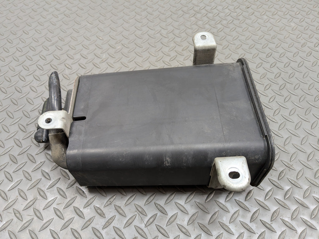 2000 - 2005 CADILLAC DEVILLE OEM FUEL VAPOR GAS CHARCOAL EVAPORATOR CANISTER