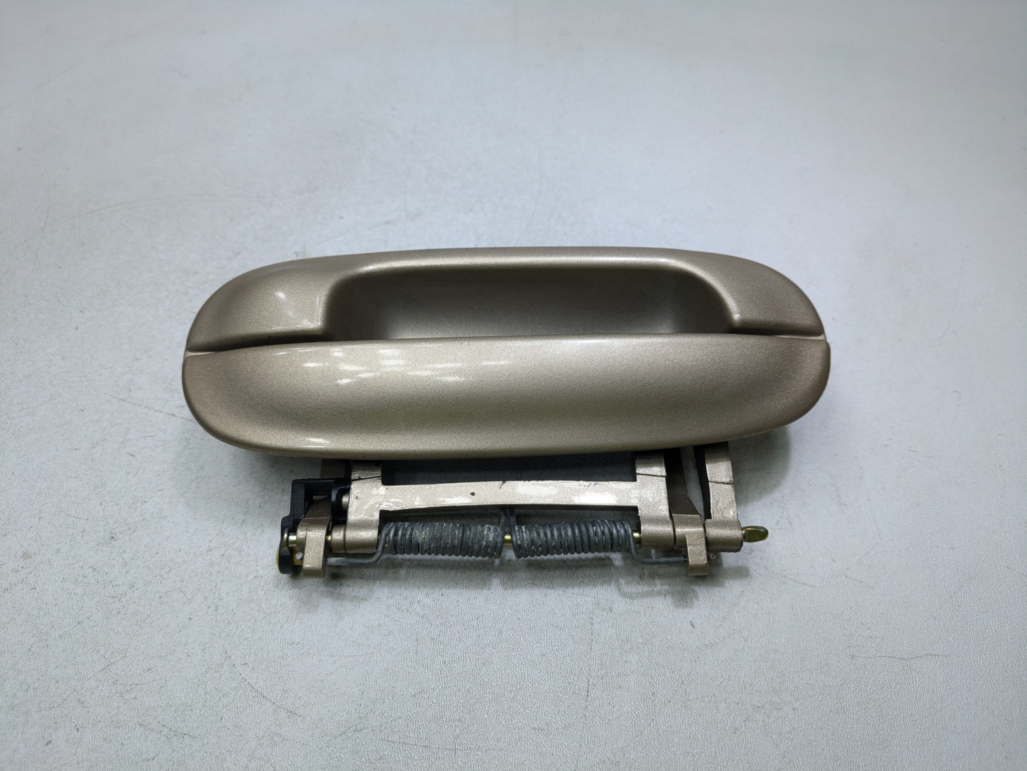 2000 - 2005 CADILLAC DEVILLE OEM EXTERIOR DOOR HANDLE REAR LEFT DRIVER SIDE