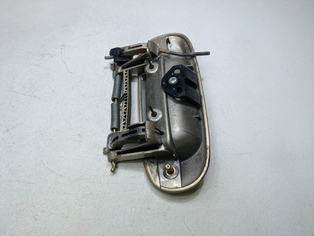 2000 - 2005 CADILLAC DEVILLE OEM EXTERIOR DOOR HANDLE REAR RIGHT PASSENGER SIDE