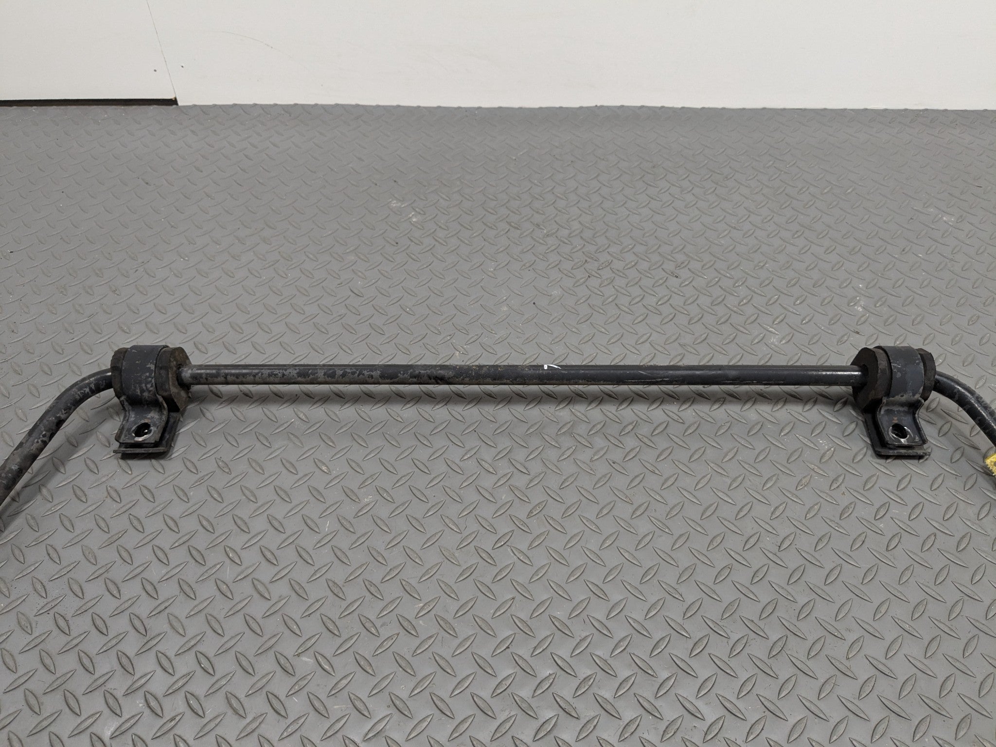 00 - 05 CADILLAC DEVILLE OEM SUSPENSION STABILIZER BAR ANTI ROLL ROD REAR SIDE