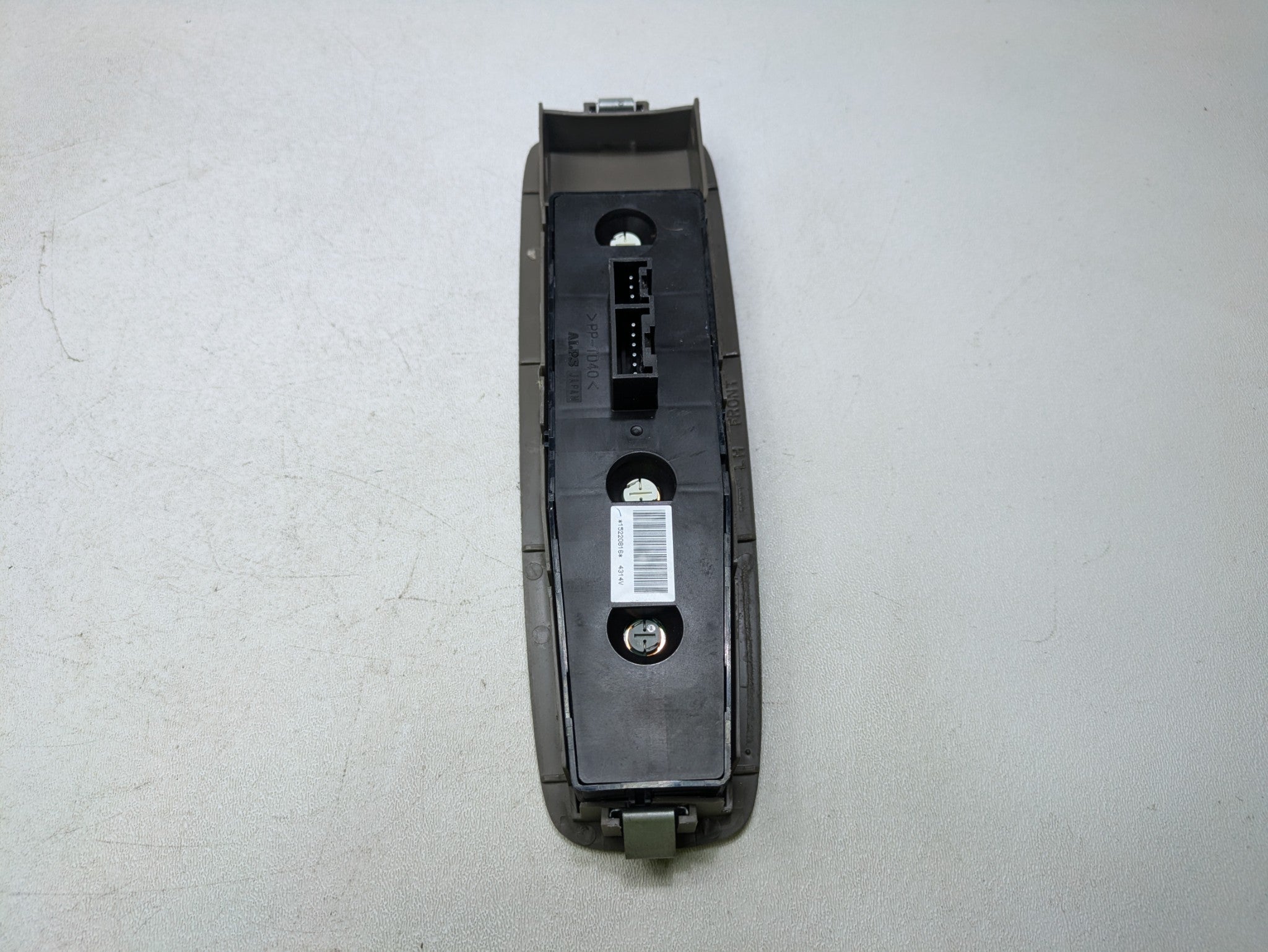 2000 - 2005 CADILLAC DEVILLE OEM DOOR POWER WINDOW SWITCH FRONT LEFT DRIVER SIDE