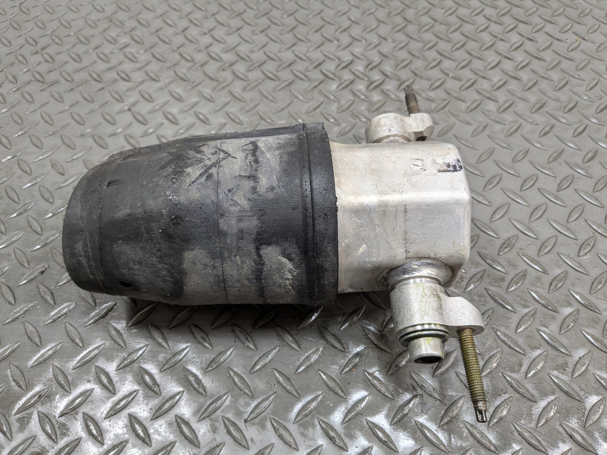 2000 - 2005 CADILLAC DEVILLE OEM A/C ACCUMULATOR DRIER RECIVER FACTORY