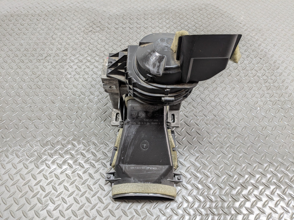 2000 - 2005 CADILLAC DEVILLE OEM BLOWER MOTOR AUXILARY FAN ASSEMBLY