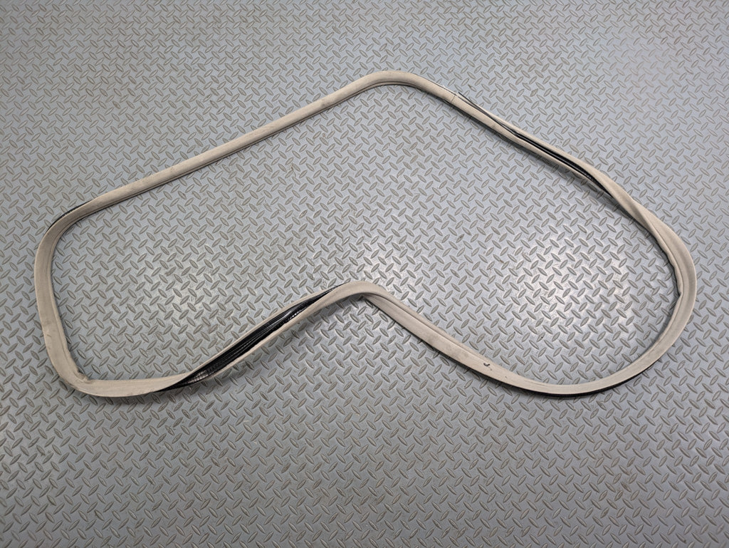 00 - 05 CADILLAC DEVILLE OEM DOOR SEAL WEATHER STRIPPING RUBBER FRONT RIGHT SIDE