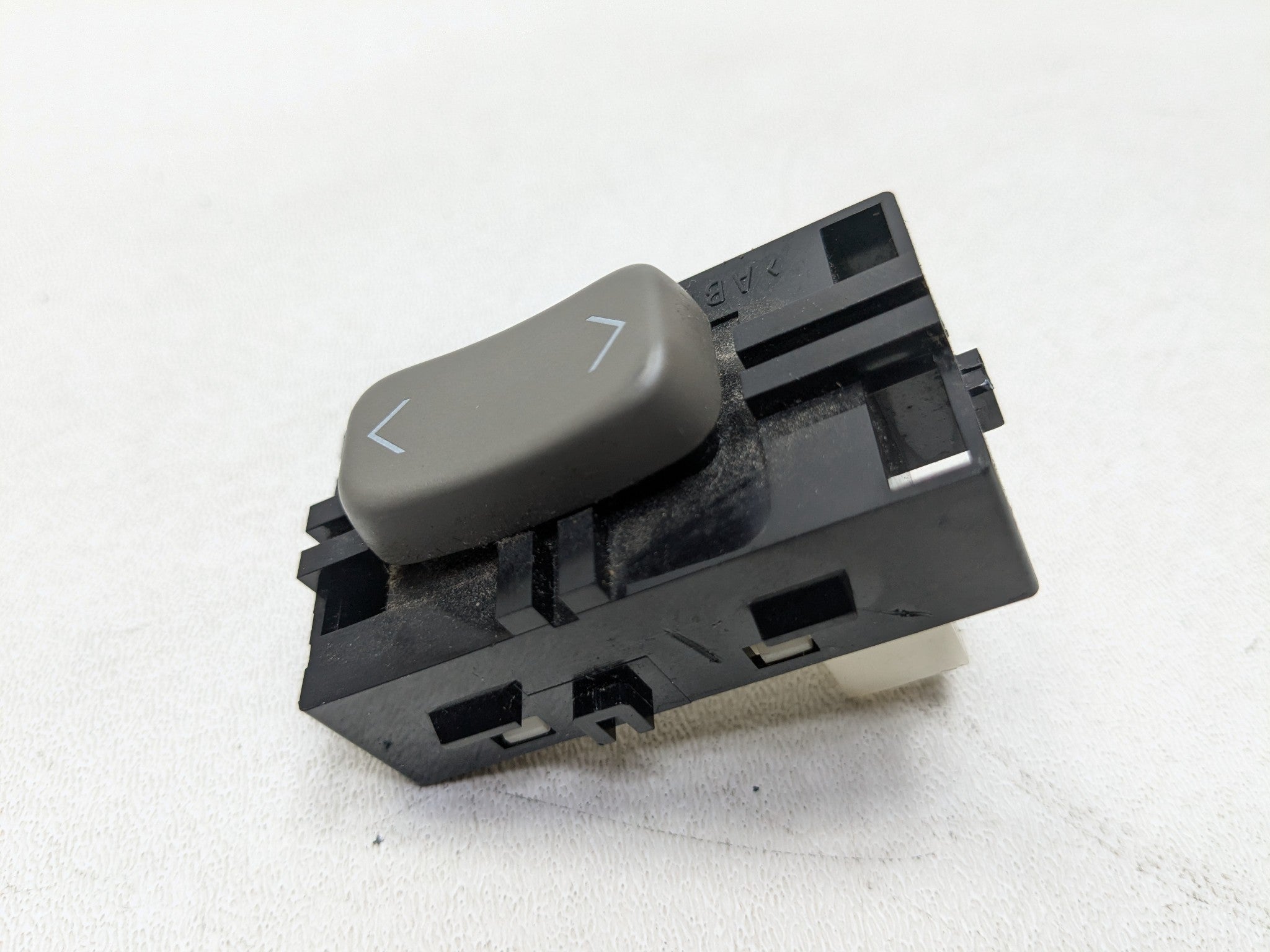 00 - 05 CADILLAC DEVILLE OEM DOOR SWITCH CONTROL ASSEMBLY REAR LEFT DRIVER SIDE