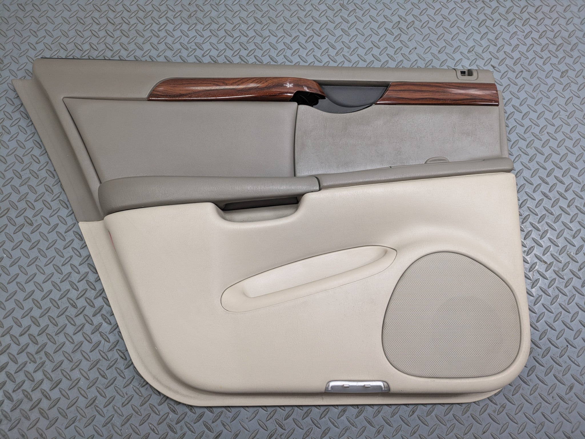 00 - 2005 CADILLAC DEVILLE OEM INTERIOR DOOR TRIM PANEL CASHMERE REAR LEFT SIDE