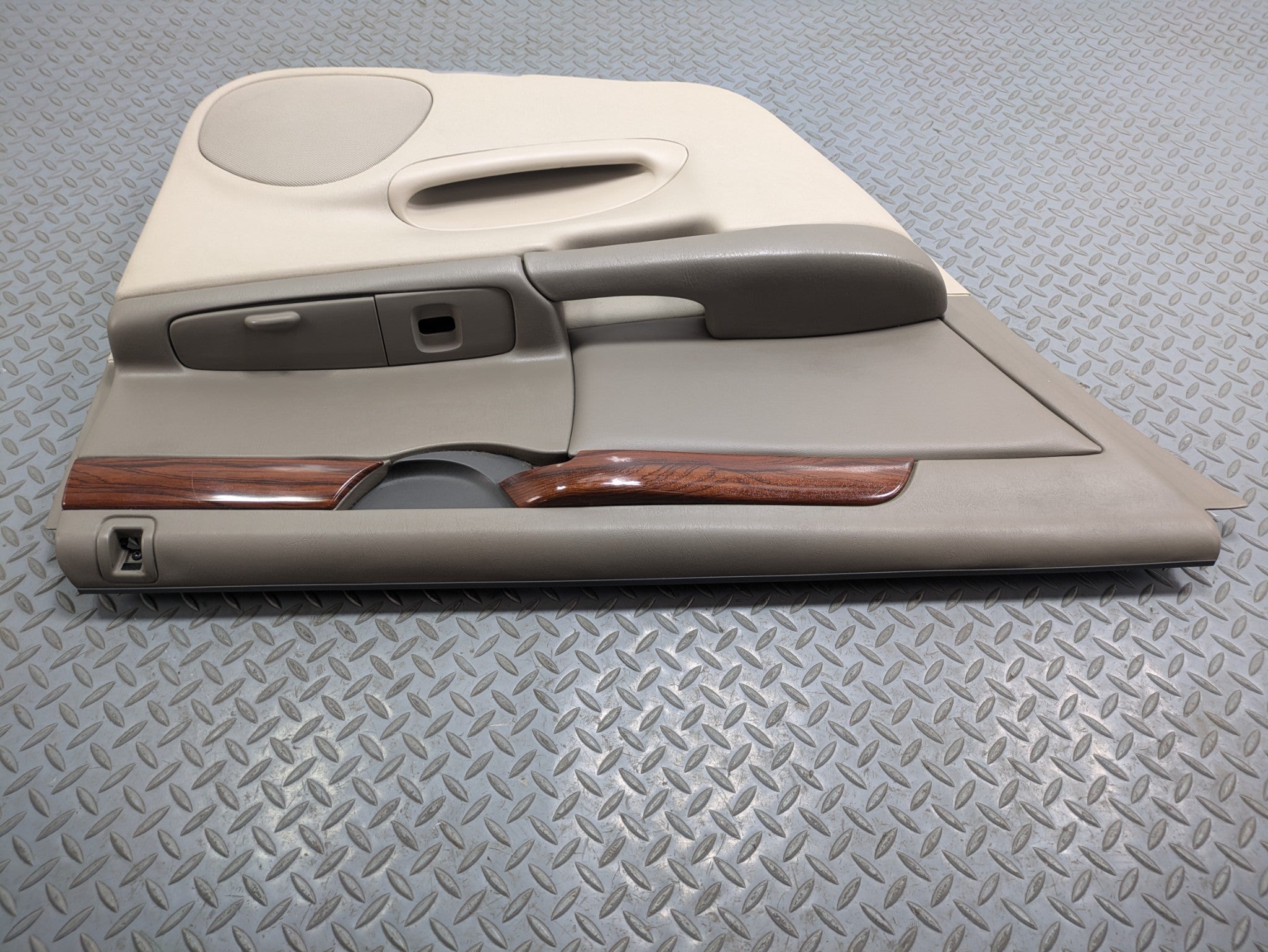 00 - 2005 CADILLAC DEVILLE OEM INTERIOR DOOR TRIM PANEL CASHMERE REAR LEFT SIDE