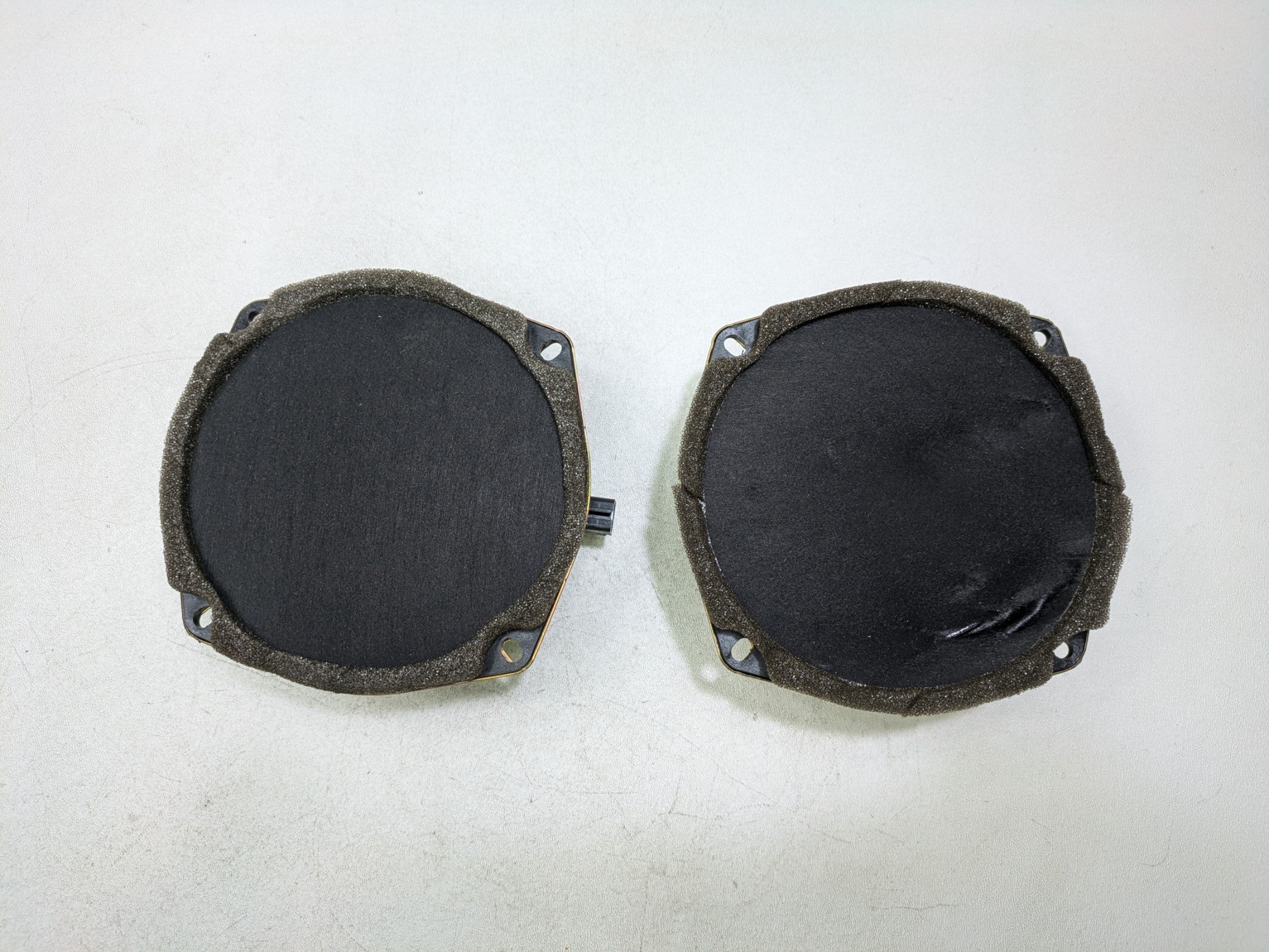 2000 - 2005 CADILLAC DEVILLE OEM DOOR AUDIO SPEAKER SET FRONT AND REAR SIDE