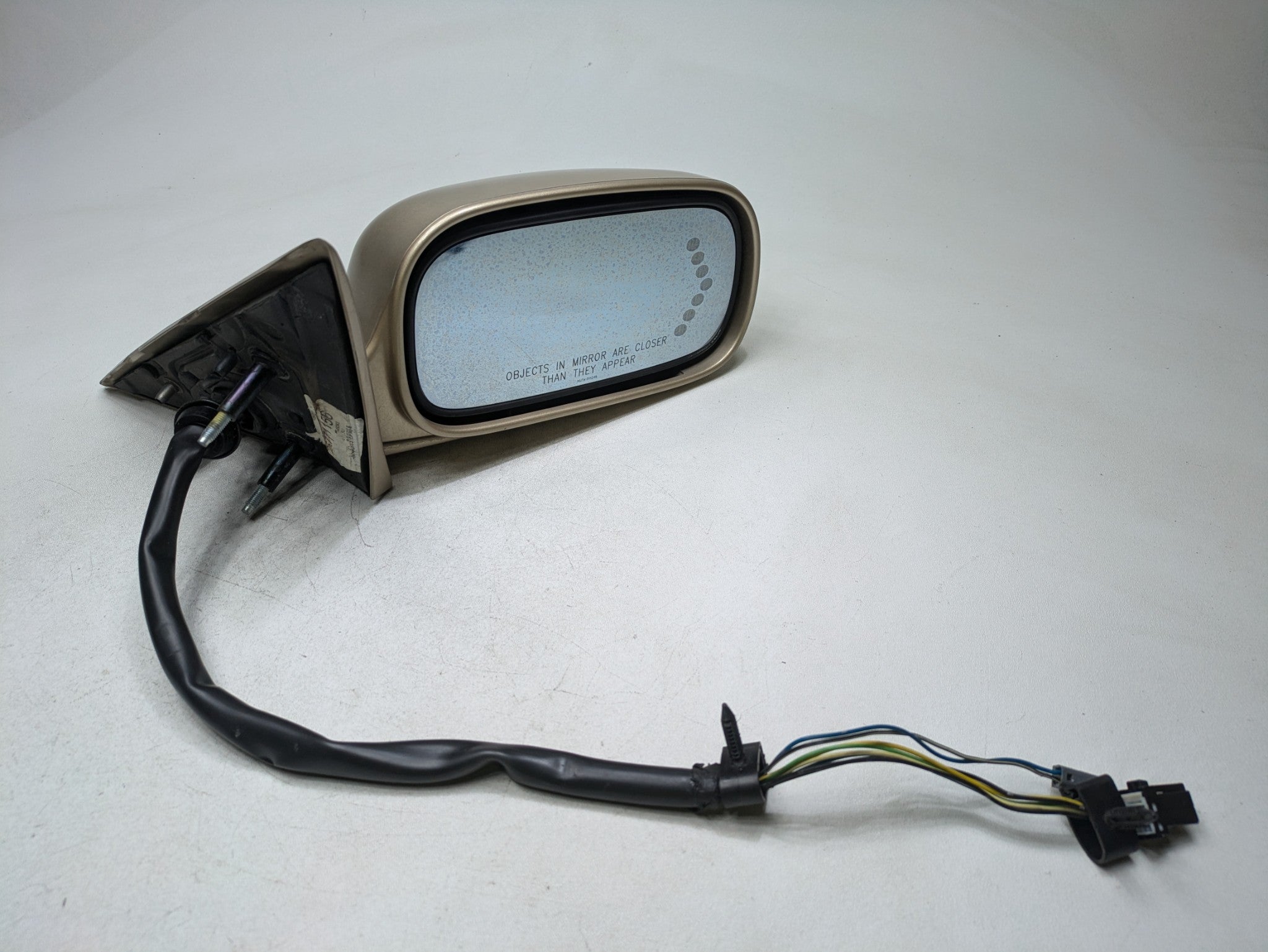 00 - 05 CADILLAC DEVILLE OEM TURN SIDE VIEW MIRROR FRONT RIGHT PASSENGER SIDE
