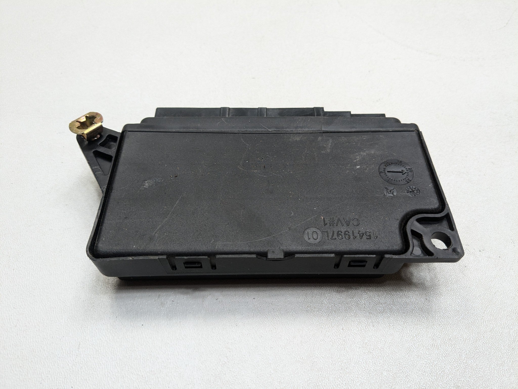 2000 - 2005 CADILLAC DEVILLE OEM DOOR CONTROL MODULE UNIT FRONT LEFT DRIVER SIDE