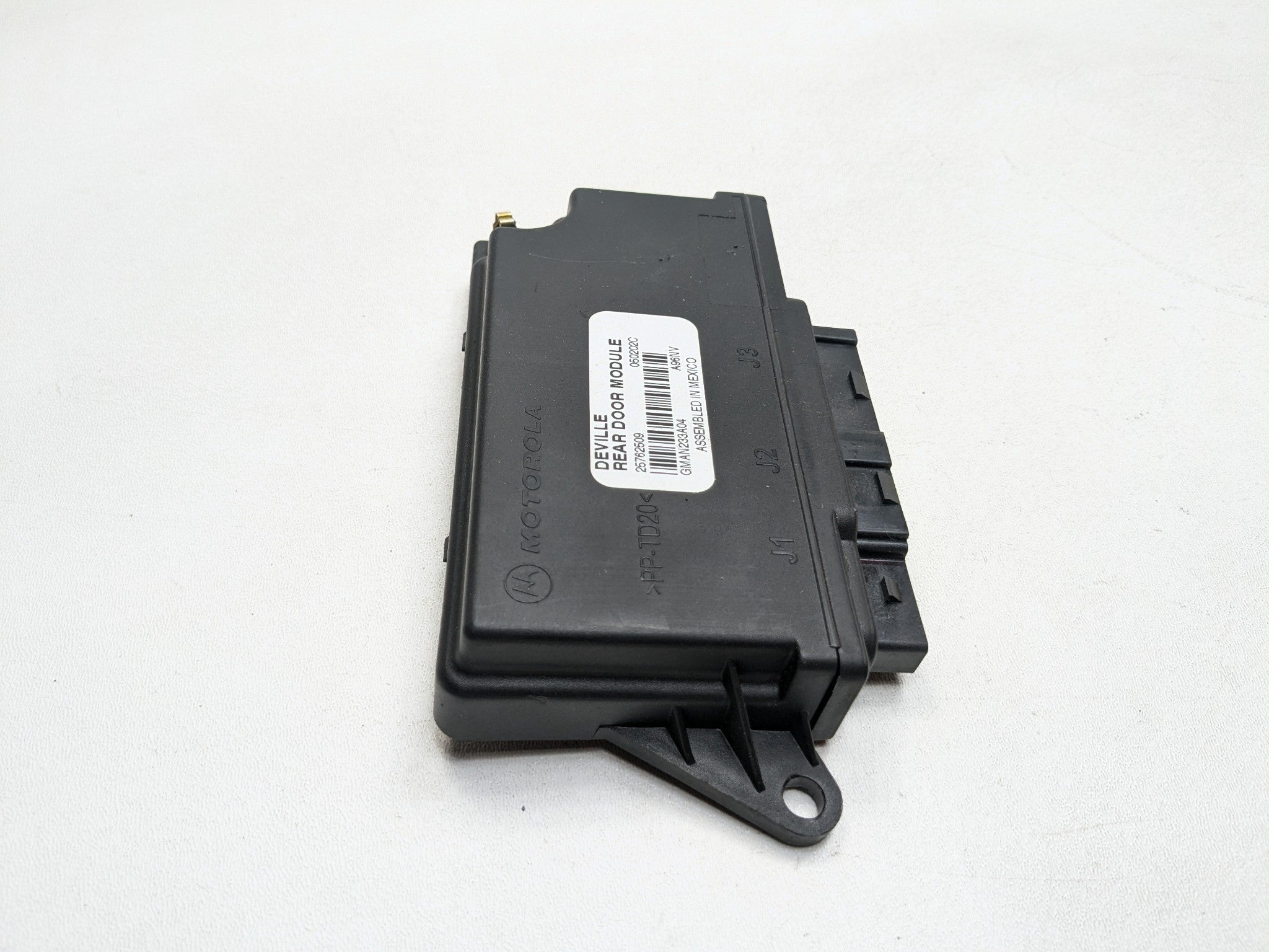 00 - 05 CADILLAC DEVILLE OEM DOOR CONTROL MODULE UNIT REAR RIGHT PASSENGER SIDE
