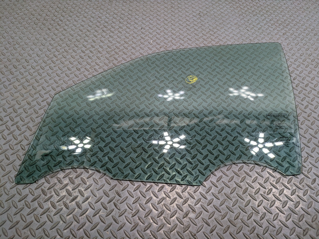 2000 - 2005 CADILLAC DEVILLE OEM DOOR WINDOW GLASS FRONT LEFT DRIVER SIDE