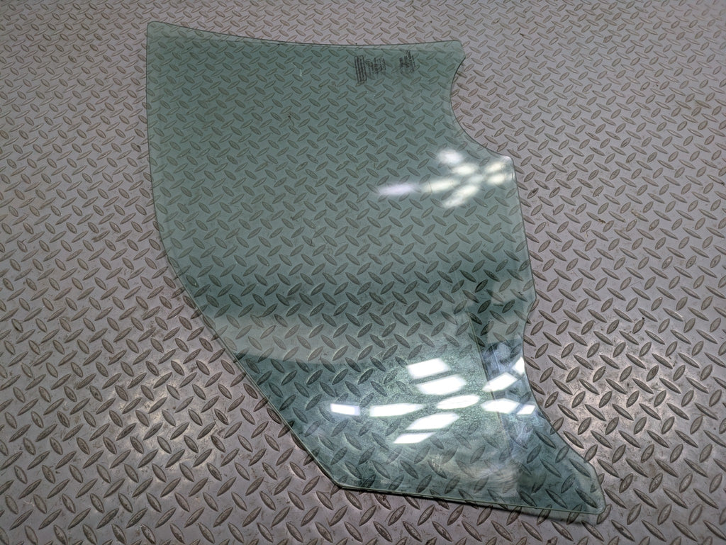 2000 - 2005 CADILLAC DEVILLE OEM DOOR WINDOW GLASS FRONT RIGHT PASSENGER SIDE