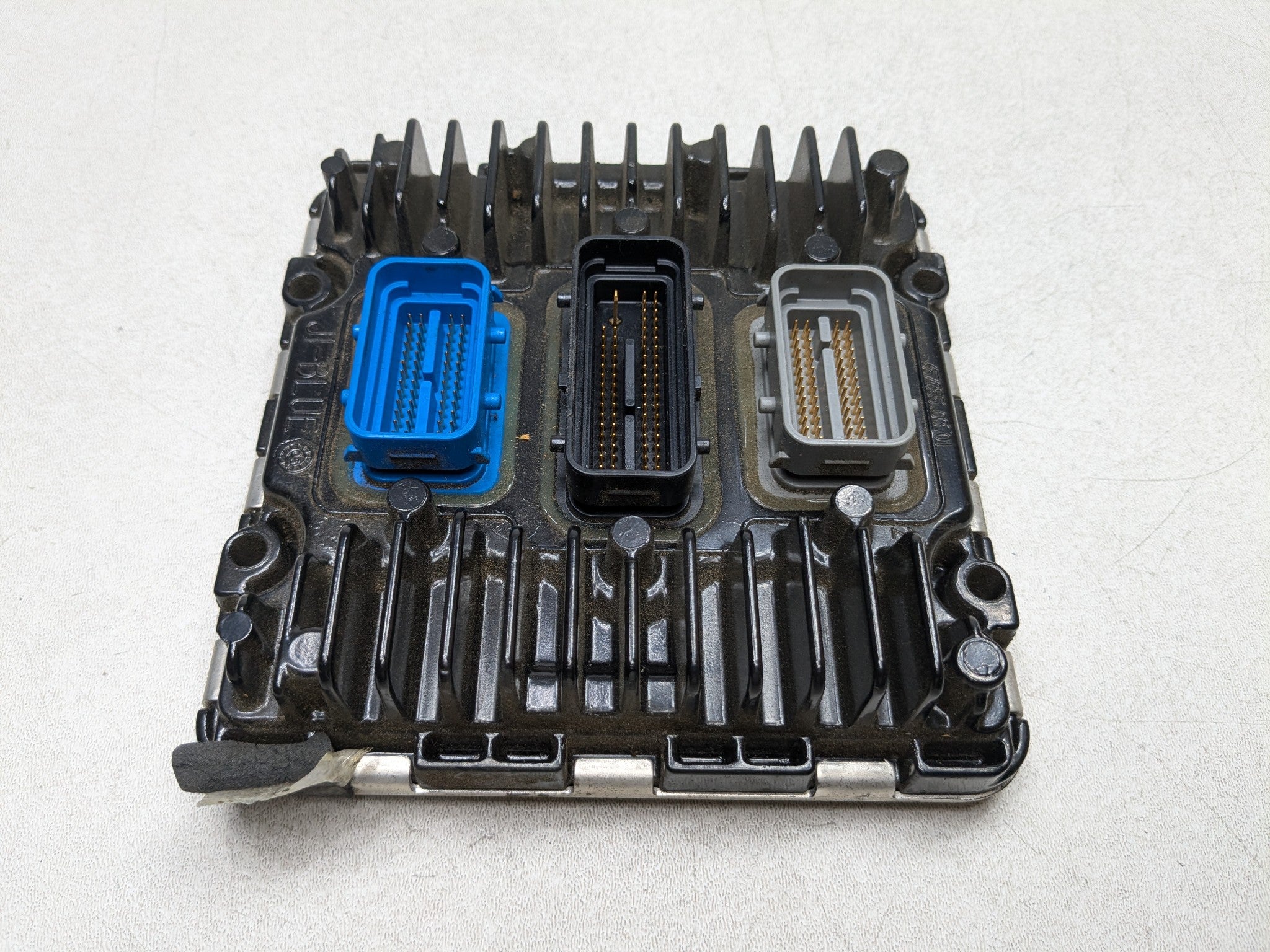 2000 - 2005 CADILLAC DEVILLE OEM ECU ECM COMPUTER ENGINE CONTROL MODULE UNIT