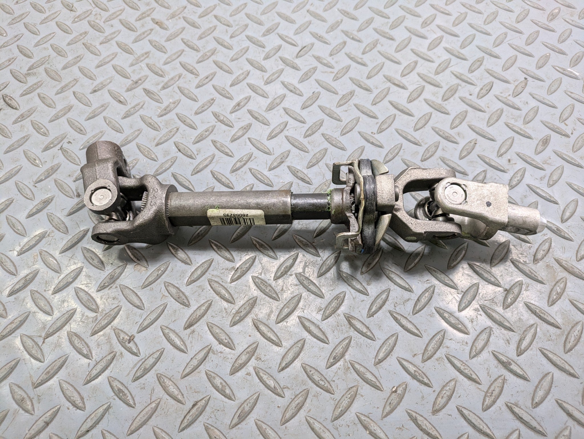 00 - 05 CADILLAC DEVILLE OEM STEERING COLUMN INTERMEDIATE JOINT SHAFT ASSEMBLY