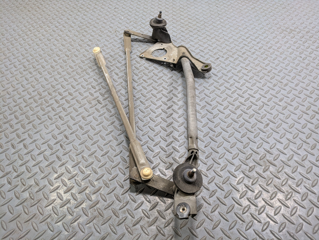 00 - 05 CADILLAC DEVILLE OEM WINDSHIELD WIPER TRANSMISSION LINKAGE WITHOUT MOTOR