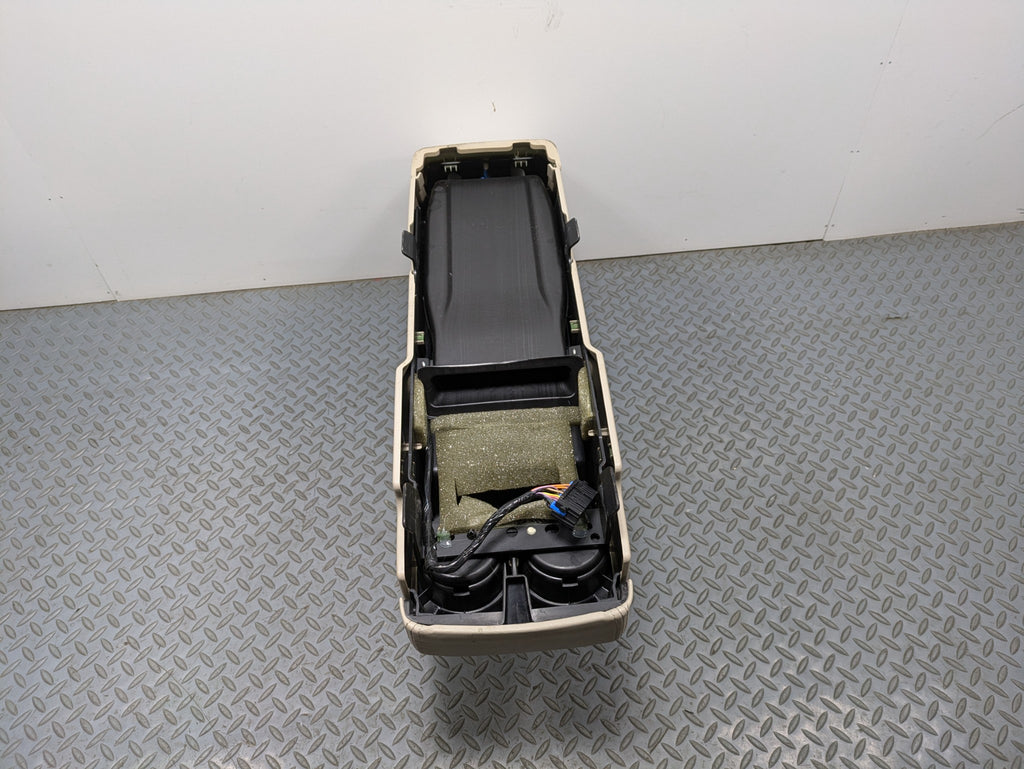 00 - 05 CADILLAC DEVILLE OEM ARMREST CENTER CONSOLE STORAGE COMPARTMENT FRONT
