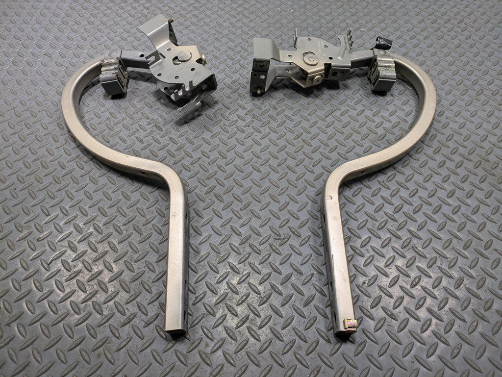 00 - 05 CADILLAC DEVILLE OEM TAIL GATE HINGE SET REAR LEFT AND RIGHT TRUNK LID