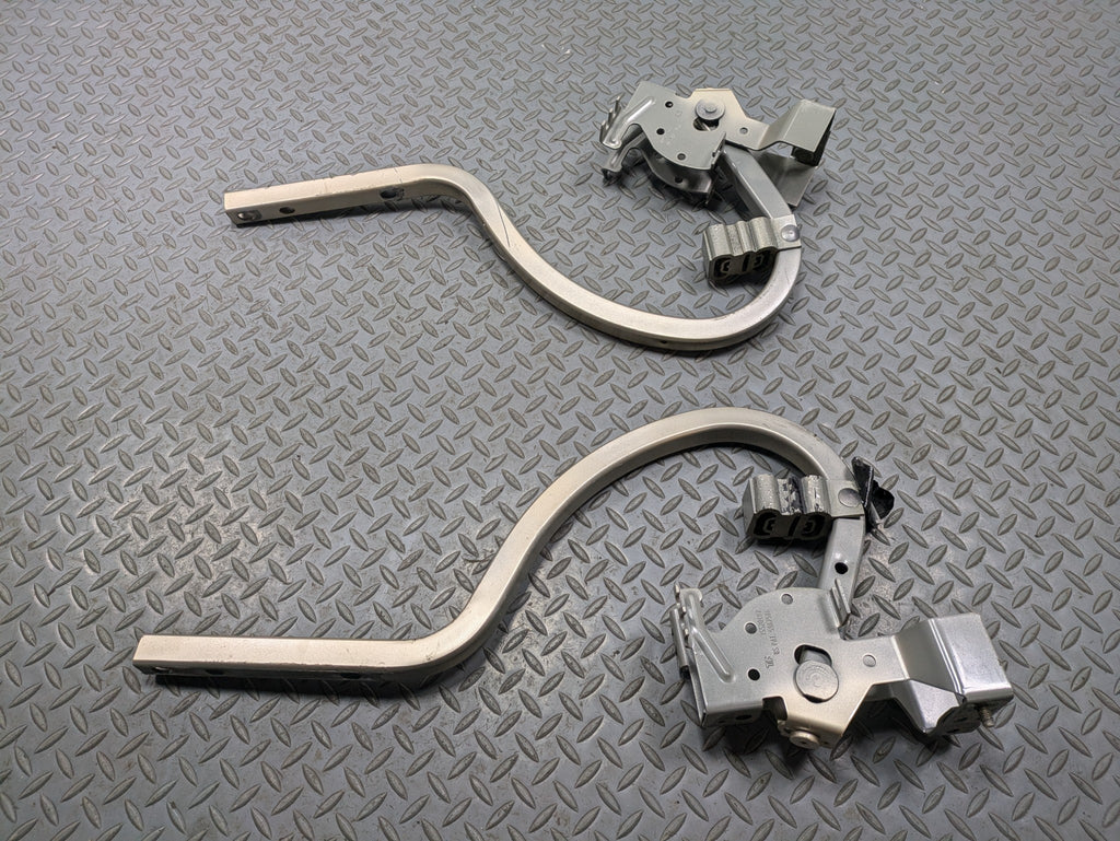 00 - 05 CADILLAC DEVILLE OEM TAIL GATE HINGE SET REAR LEFT AND RIGHT TRUNK LID