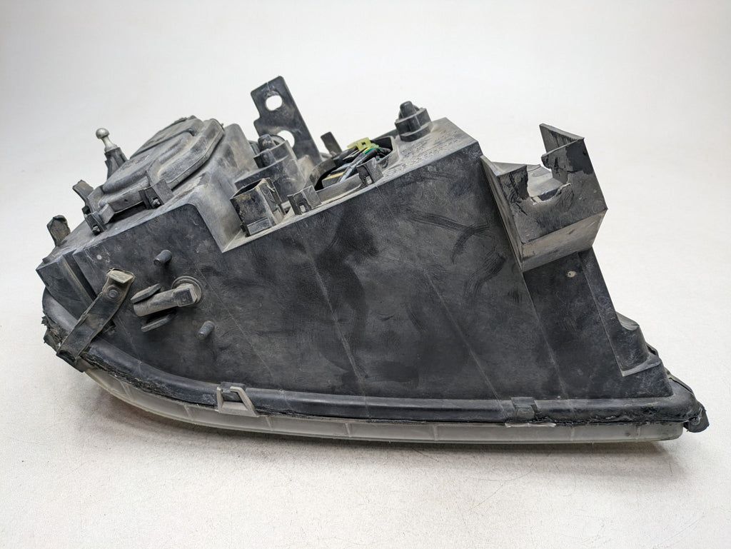 00 - 05 CADILLAC DEVILLE OEM HALOGEN HEADLAMP ASSEMBLY FRONT LEFT DRIVER SIDE