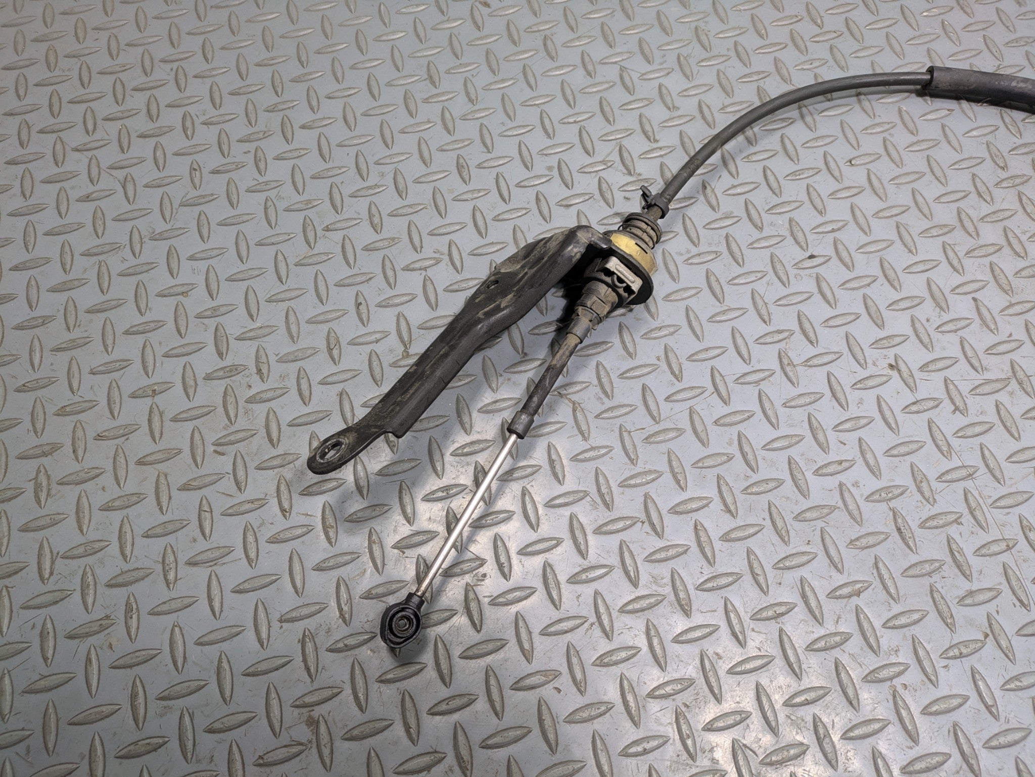 2000 - 2005 CADILLAC DEVILLE OEM RANGE SELECT TRANSMISSION SHIFTER SHIFT CABLE