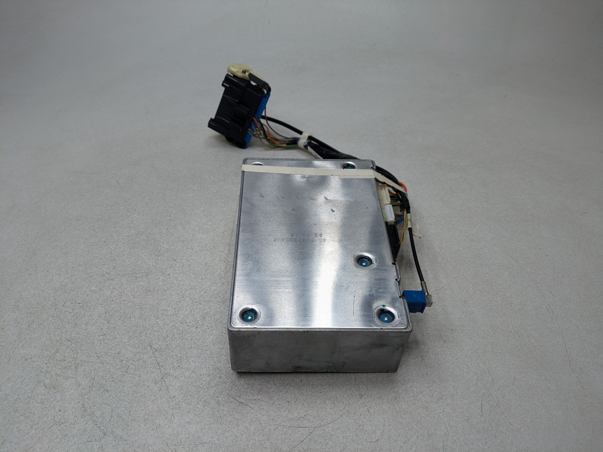 2000 - 2005 CADILLAC DEVILLE OEM COMMUNICATION COMPUTER CONTROL MODULE UNIT