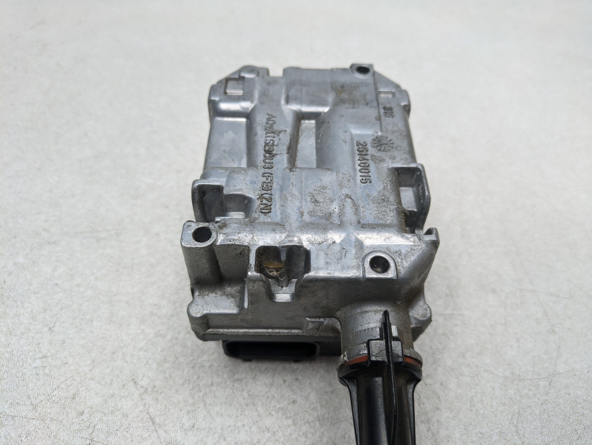 2000 - 2005 CADILLAC DEVILLE OEM CRUISE COMPUTER CONTROL MODULE UNIT WITH CABLE