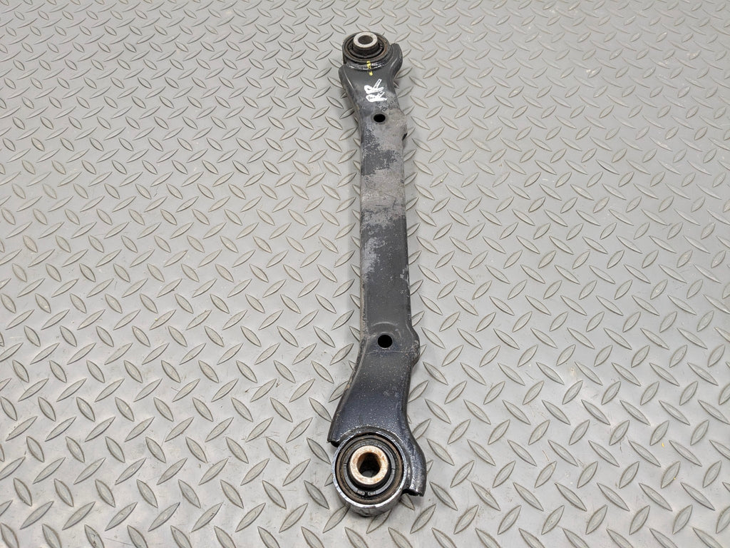 2012 - 2014 HYUNDAI AZERA OEM UPPER CONTROL ARM  REAR RIGHT PASSENGER SIDE