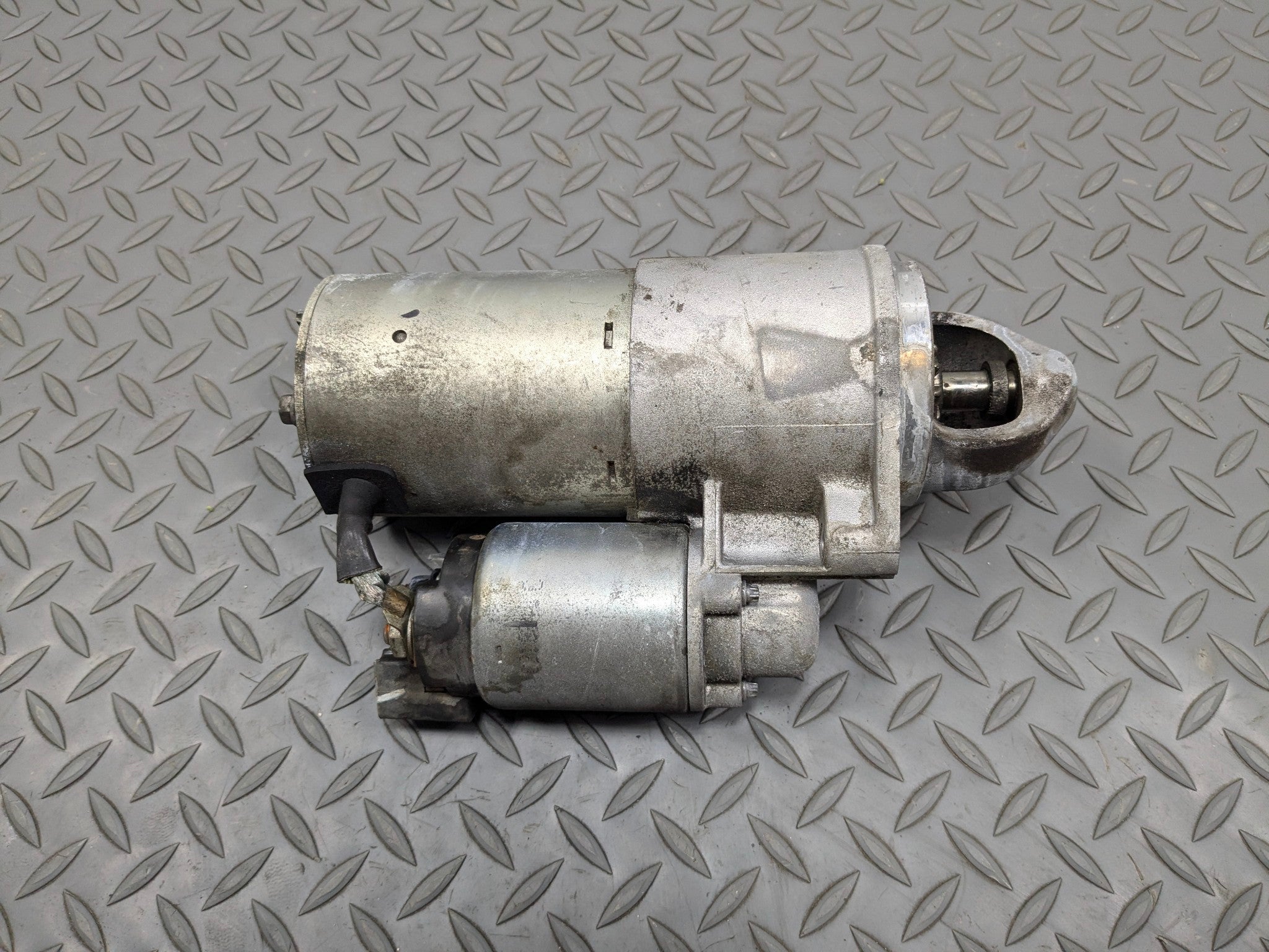 2012 - 2014 HYUNDAI AZERA OEM ENGINE STARTER MOTOR ASSEMBLY