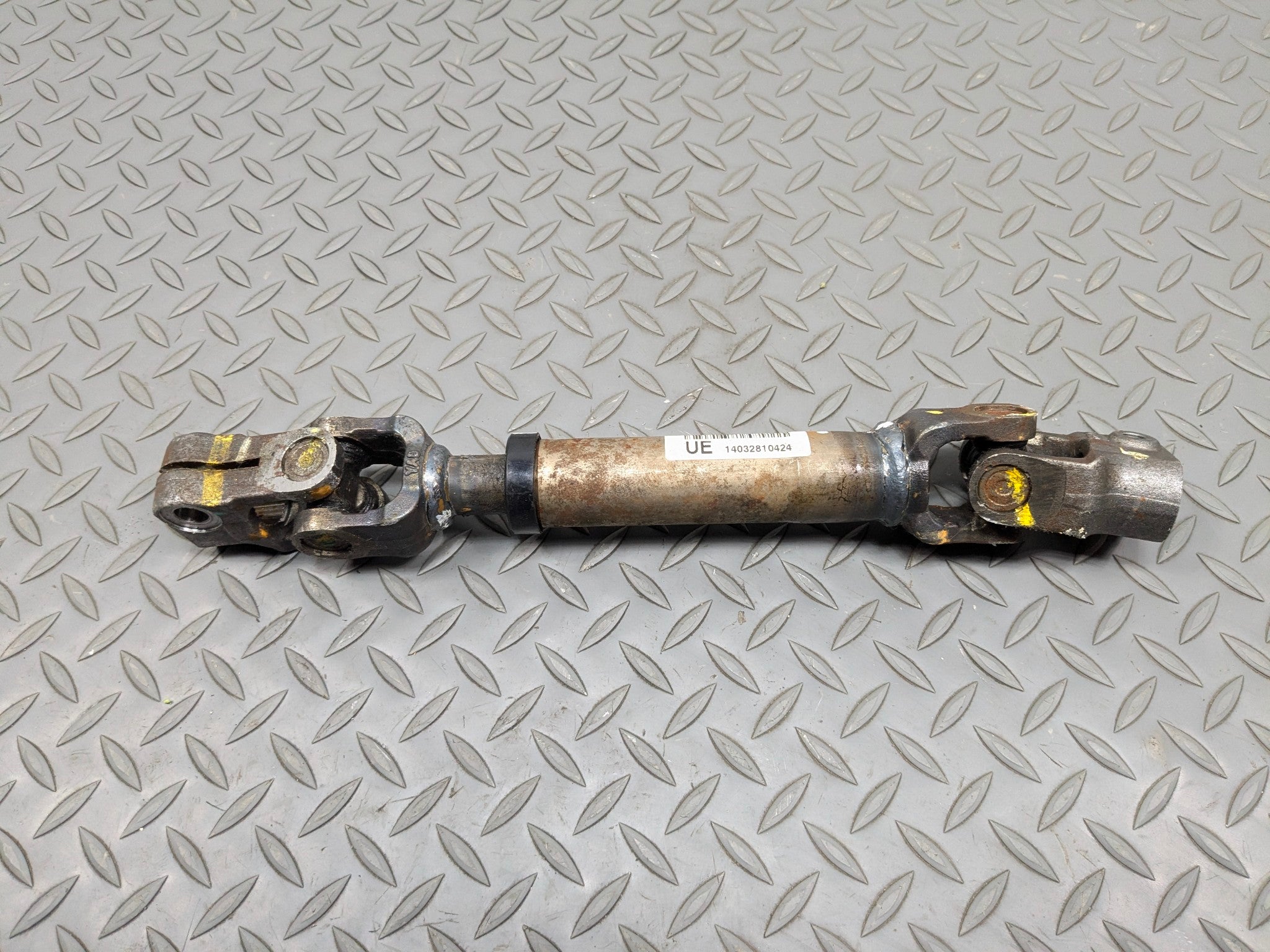 2012 - 2014 HYUNDAI AZERA OEM STEERING COLUMN INTERMEDIATE JOINT SHAFT ASSEMBLY