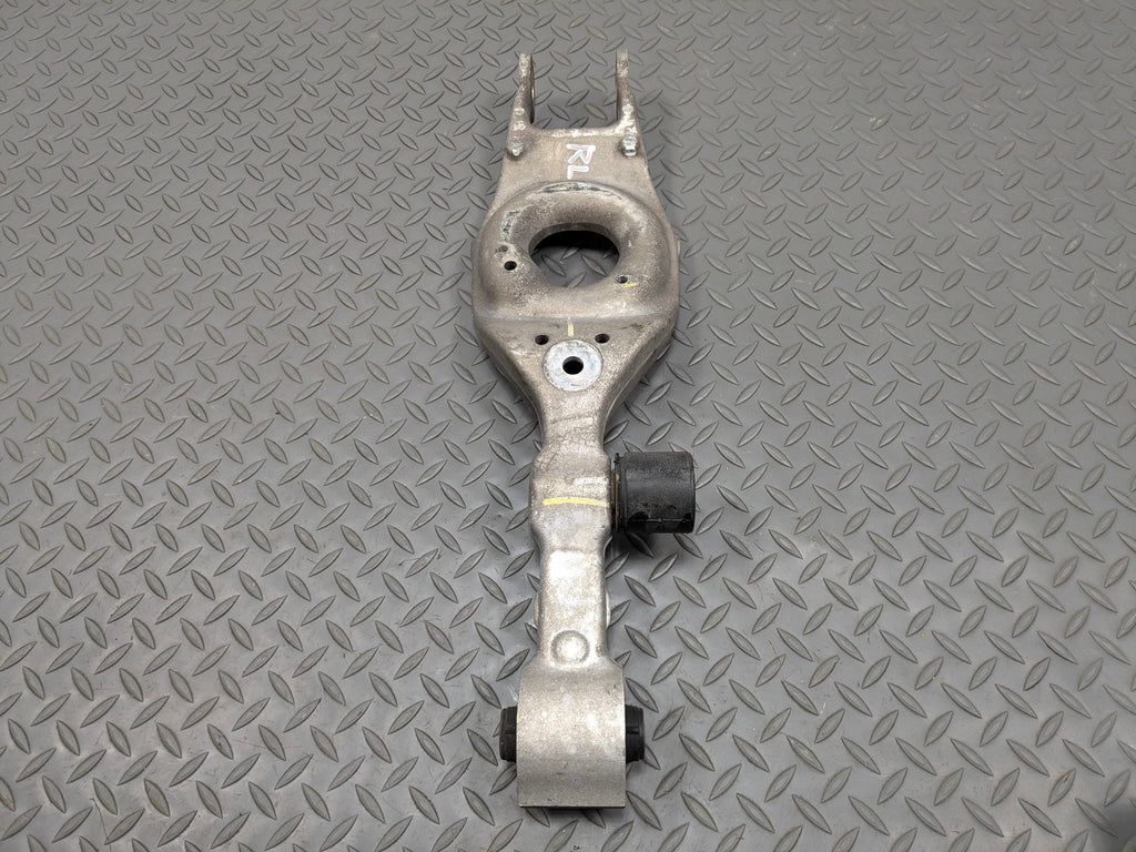 2012 - 2014 HYUNDAI AZERA OEM LOWER SUSPENSION CONTROL ARM REAR LEFT SIDE