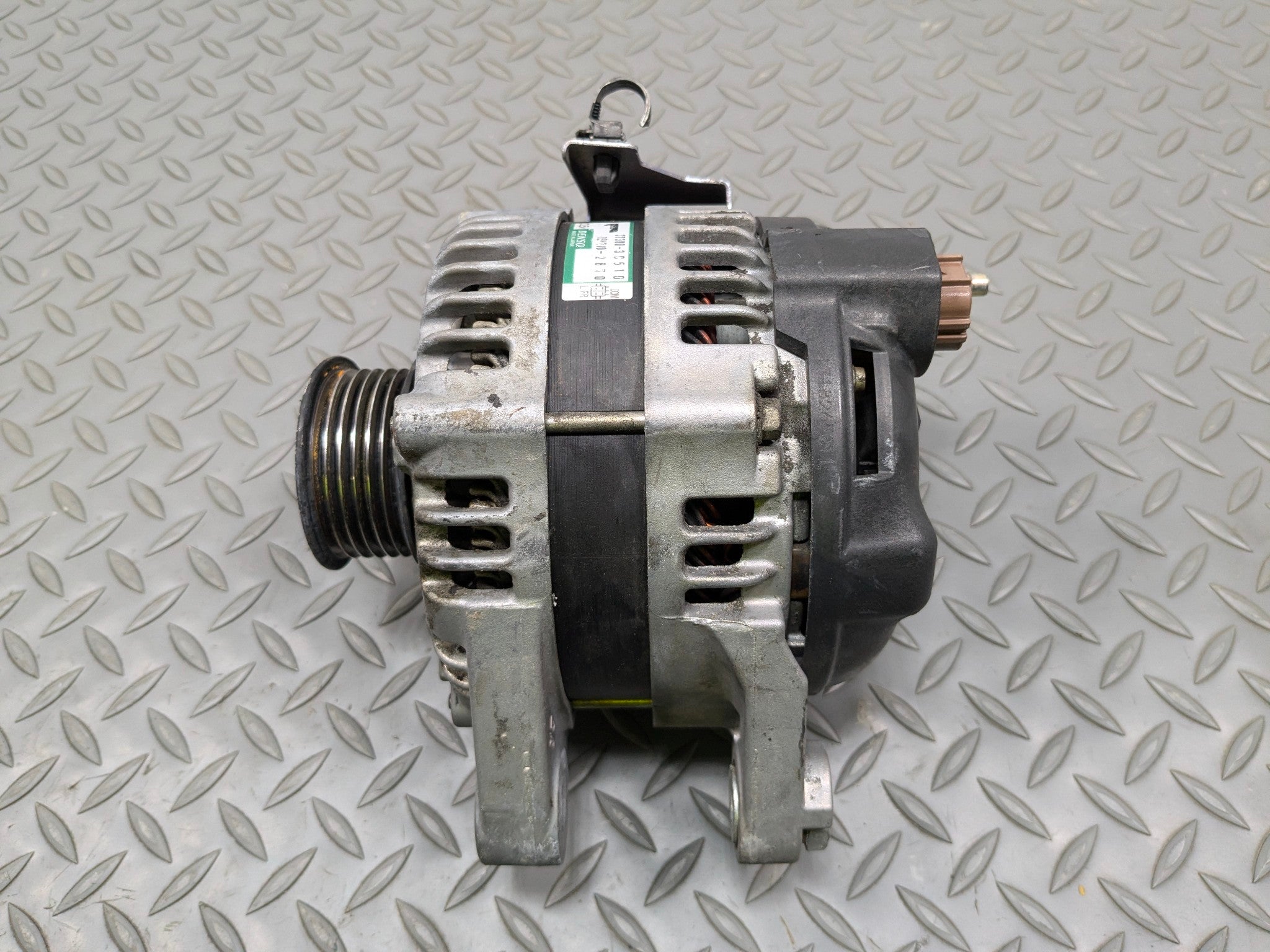 2012 - 2014 HYUNDAI AZERA OEM ALTERNATOR ENGINE MOTOR POWER GENERATOR ASSEMBLY