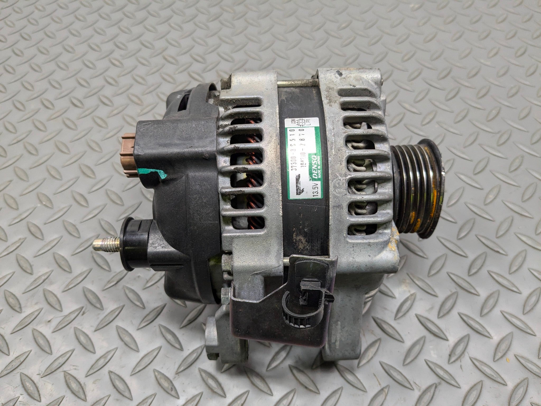 2012 - 2014 HYUNDAI AZERA OEM ALTERNATOR ENGINE MOTOR POWER GENERATOR ASSEMBLY