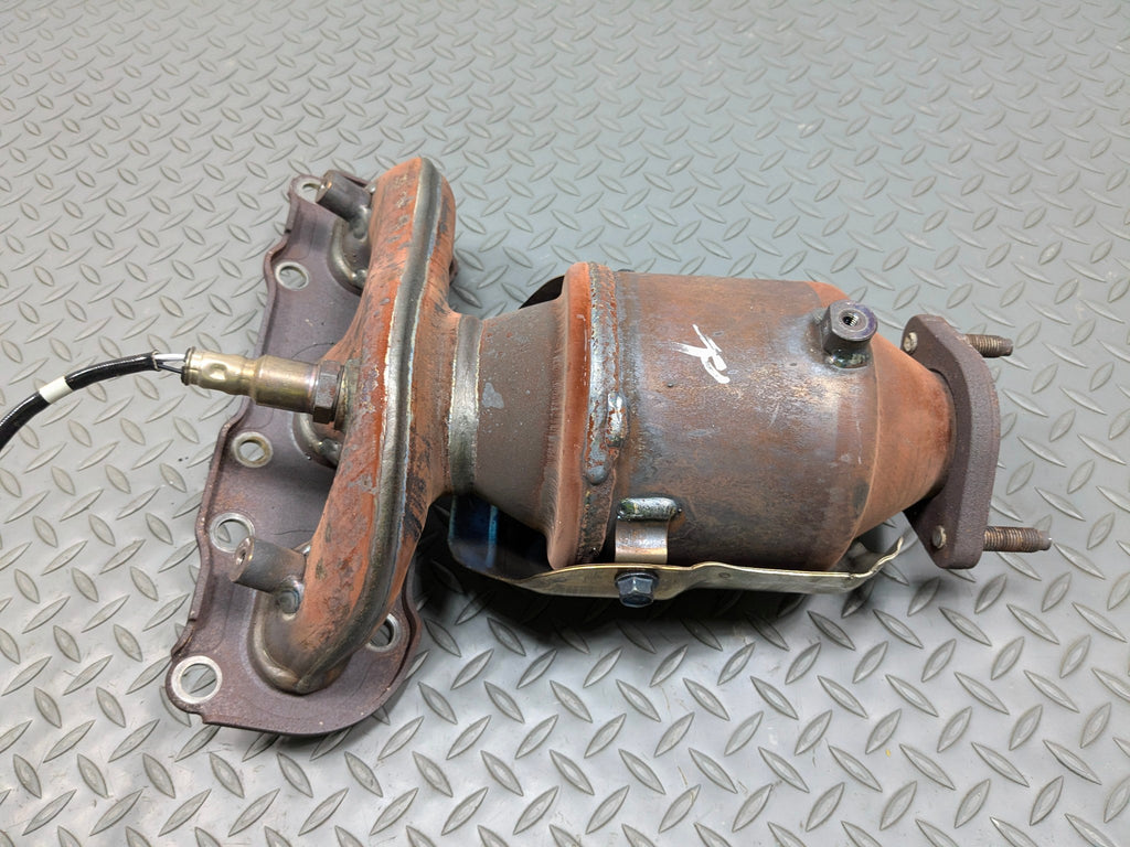 2012 - 2014 HYUNDAI AZERA OEM REAR EXHAUST MANIFOLD DOWNPIPE ASSEMBLY