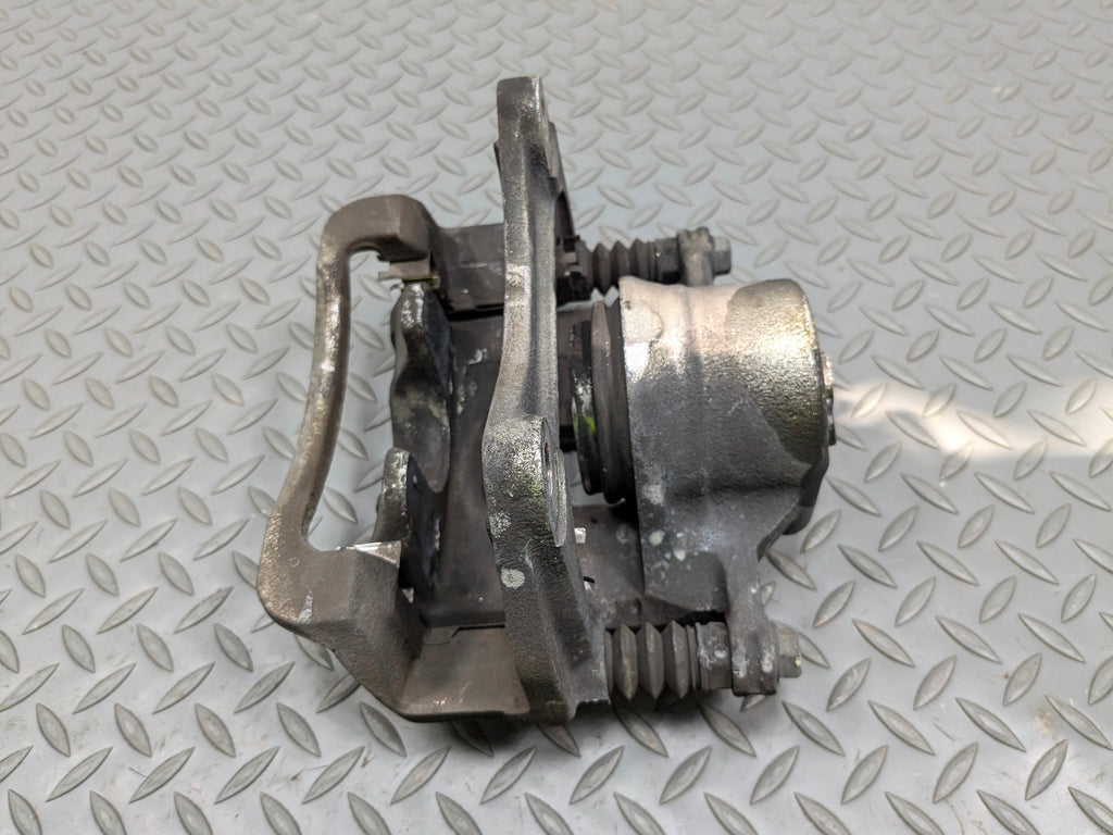 2012 - 2014 HYUNDAI AZERA OEM BRAKE CALIPER ASSEMBLY FRONT RIGHT PASSENGER SIDE