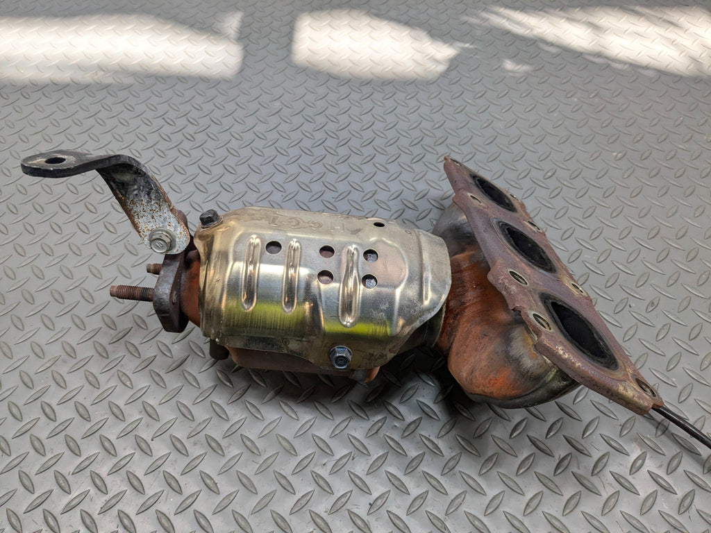 2012 - 2014 HYUNDAI AZERA OEM FRONT EXHAUST MANIFOLD DOWNPIPE ASSEMBLY