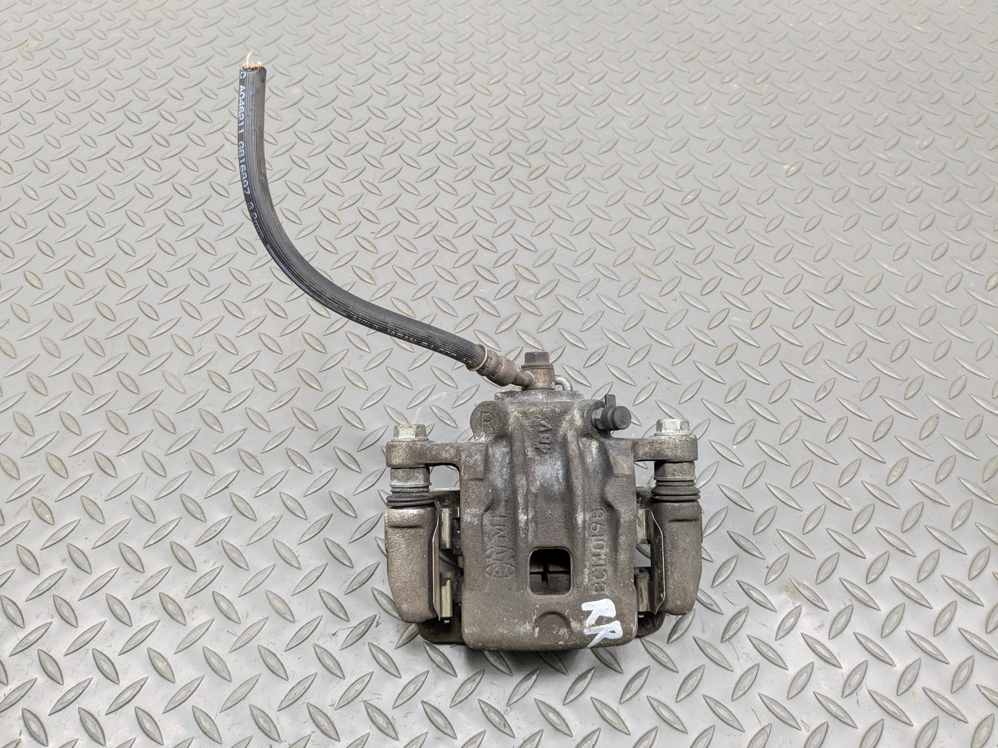 2012 - 2014 HYUNDAI AZERA OEM BRAKE CALIPER ASSEMBLY REAR RIGHT PASSENGER SIDE