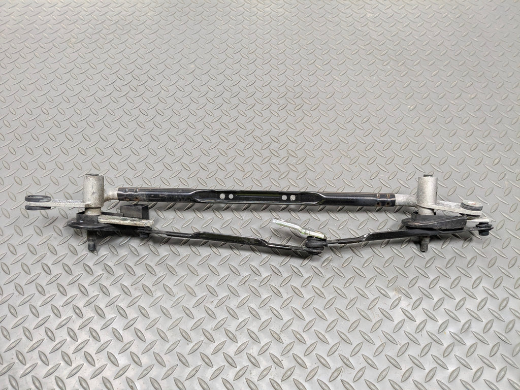 2012 - 2014 HYUNDAI AZERA OEM WINDSHIELD WIPER TRANSMISSION LINKAGE ASSEMBLY