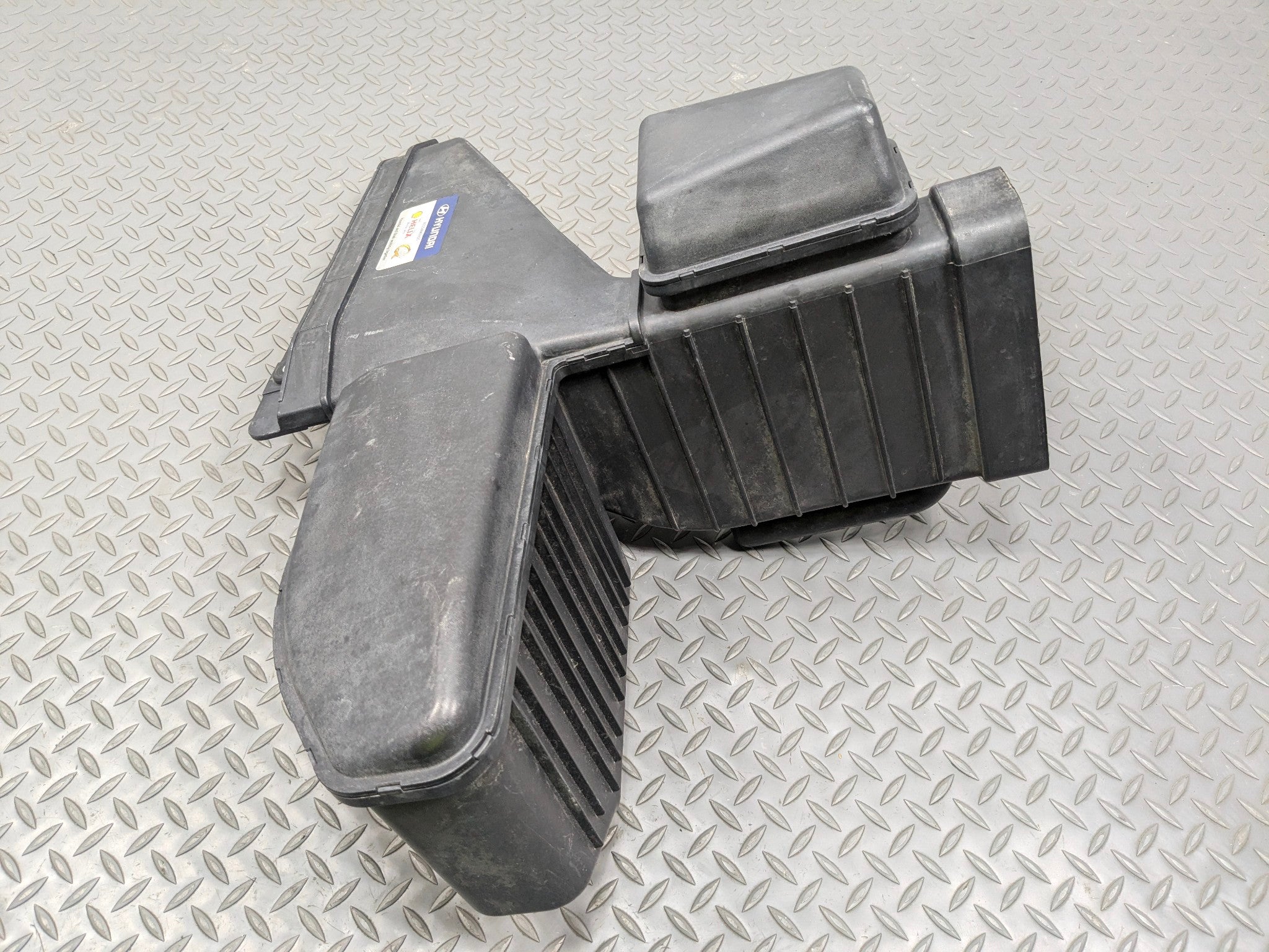 2012 - 2014 HYUNDAI AZERA OEM FRESH AIR INTAKE RESONATOR HOSE TUBE DUCT